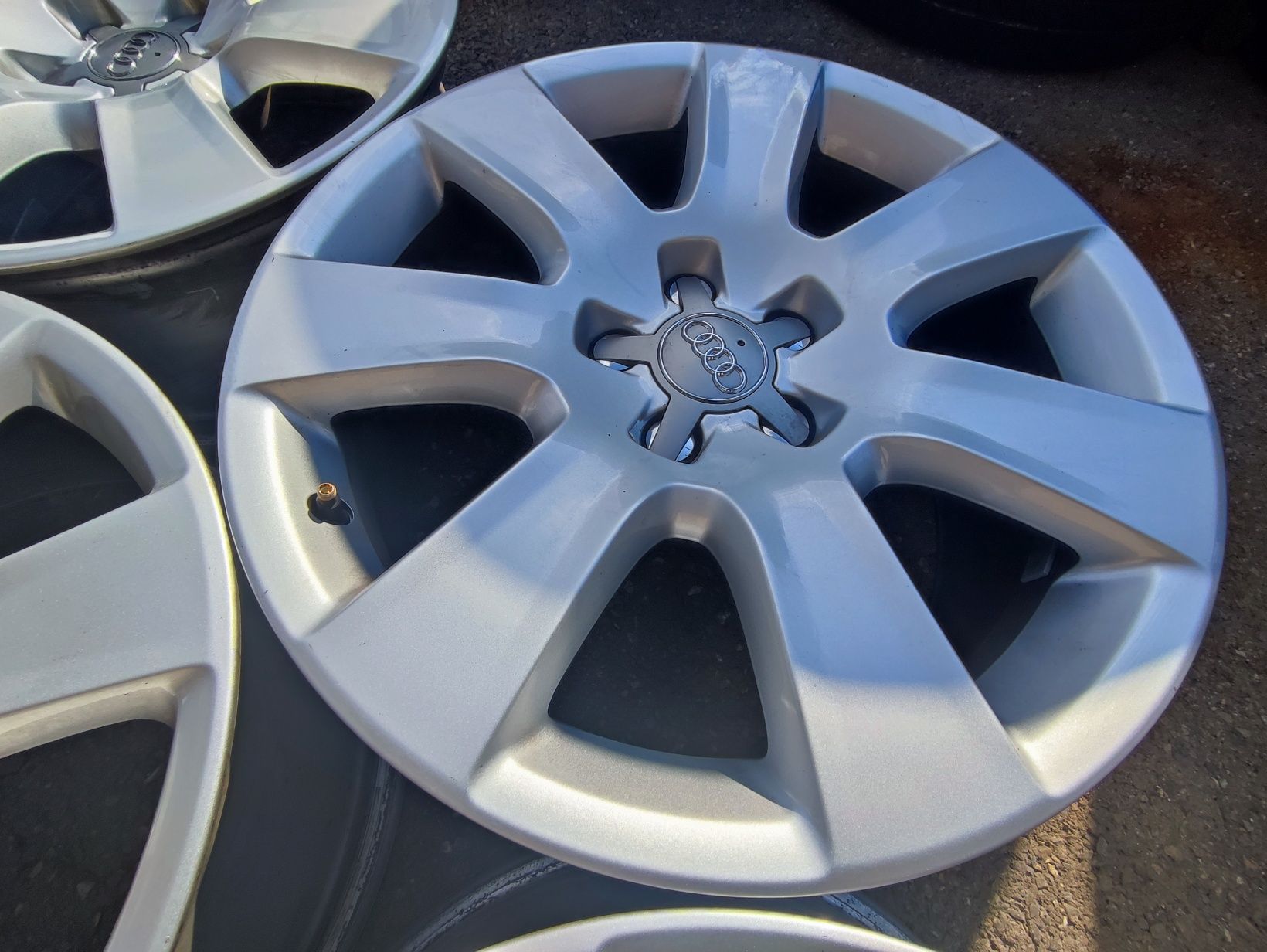 18" оригинални алуминиеви джанти за Audi A8,A7,A6,A5,A4.Q5.