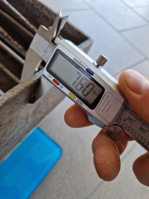 Gratar fonta peste 3d vechi