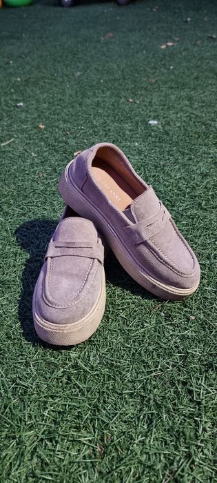 Продам женскую обувь по 10000 каждая