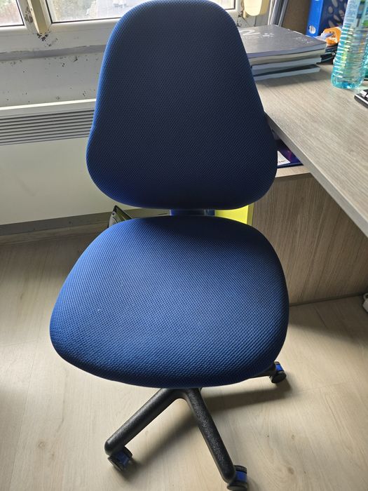 Детски стол за бюро