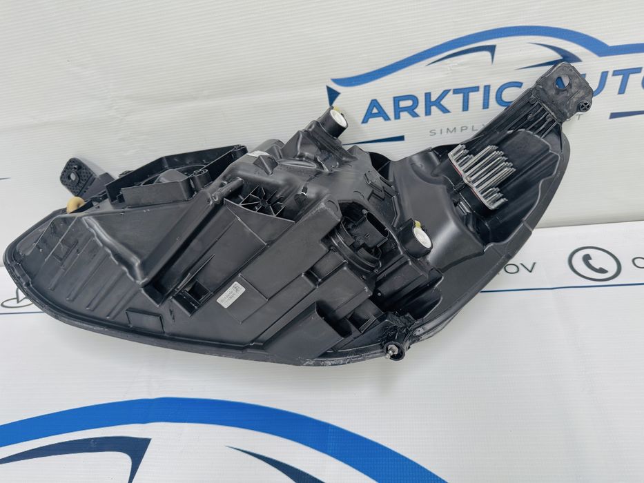 Far dreapta Led Ford Focus 4 facelift dupa 2020 cod NX78-13E014-CD