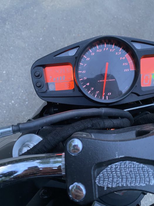 Suzuki GSR 600 2010