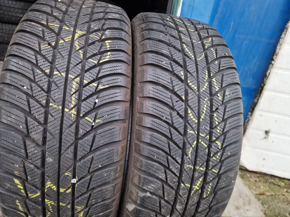 Anvelope 205/55R17 marca Bridgestone, M +S,DOT 2019,7 mm