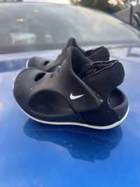 Sandale Nike mărimea 22