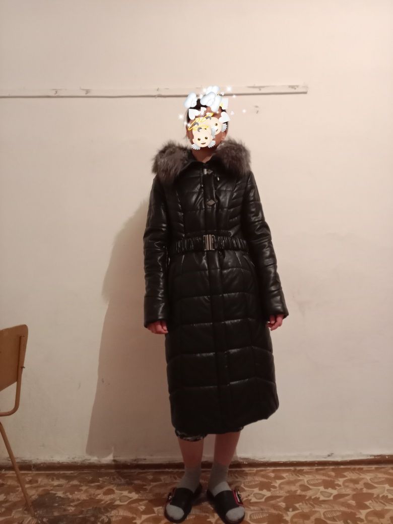 Срочно продам женскую куртку