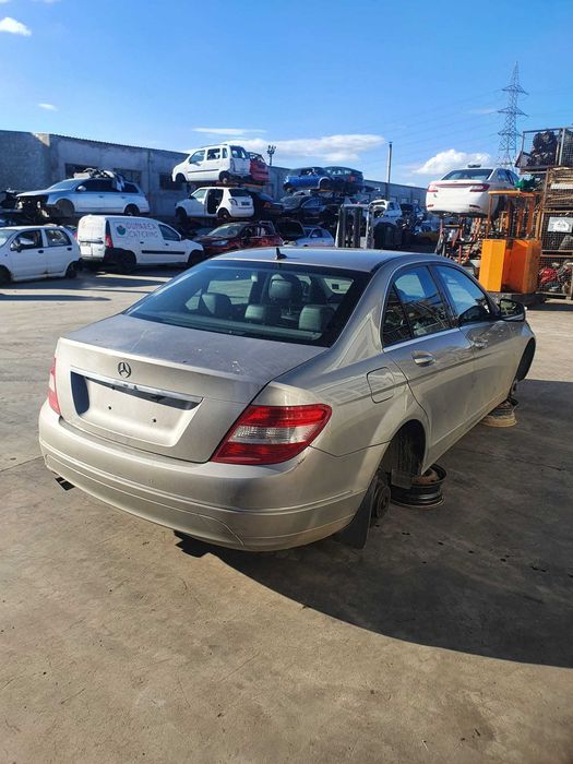 Mercedes c180 Kompressor w204  Dezmembrez/Dezmembram