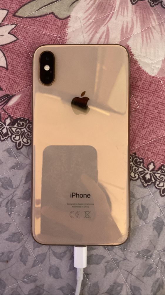 iPhone XS эмкост 100%