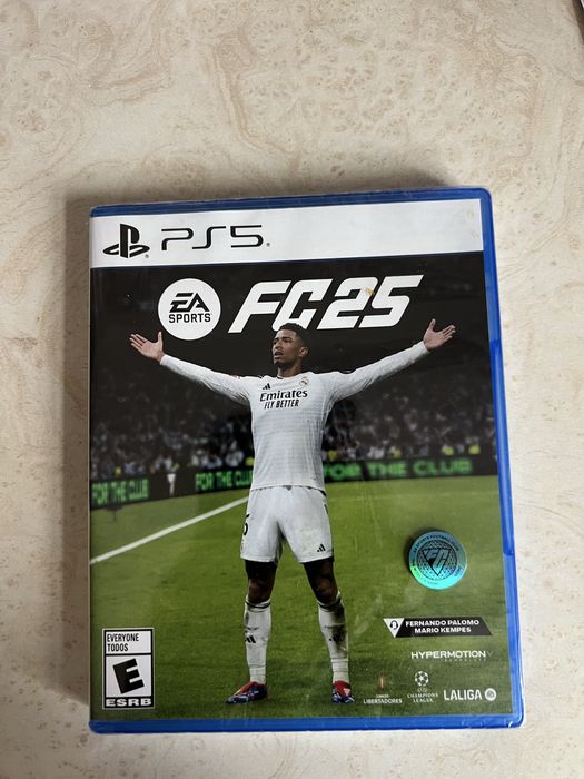 Фифа 25 новый для пс 5 срочна продам норм цена