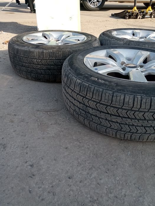 Diska balon sotiladi R15 Spark Nexia