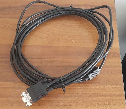 VGA кабели със снадка