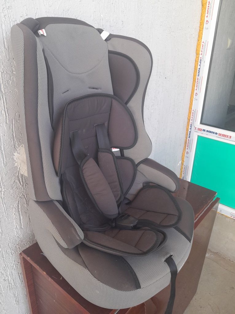 Срочно продается авто кресло