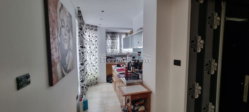 Продава се Тристаен апартамент в Варна, Левски - 145 кв.м за 1580 €/кв.м - Снимка #5