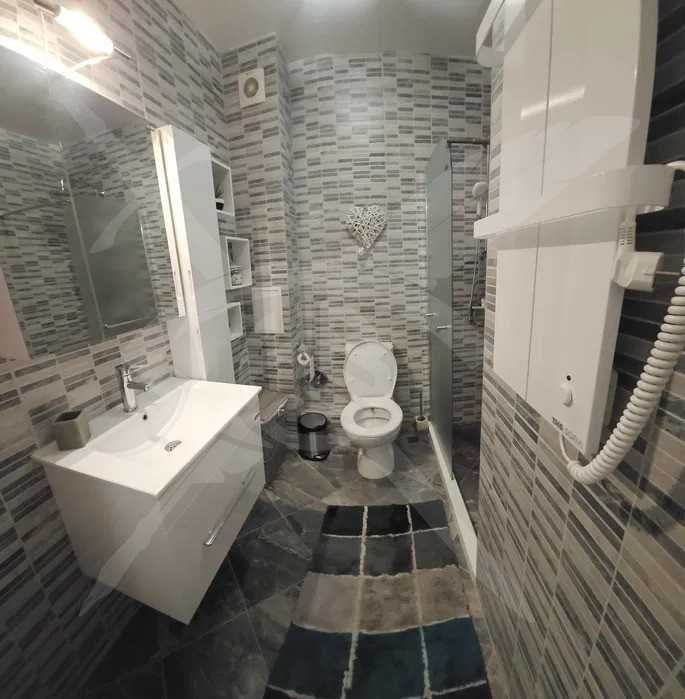 Дава се под наем Двустаен апартамент в Варна, Бриз - 50 кв.м за 650 € - Снимка #3