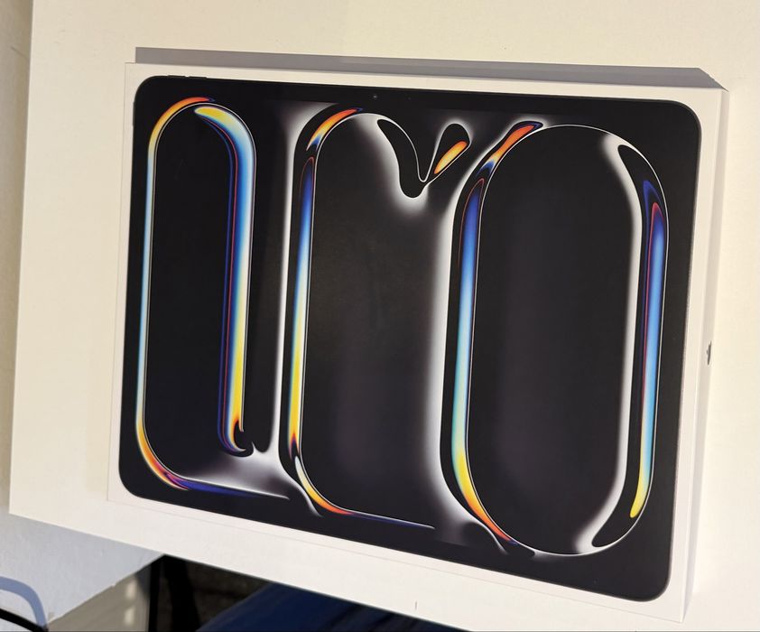 iPad Pro 13- inch (M5) Wi-Fi 256 GB