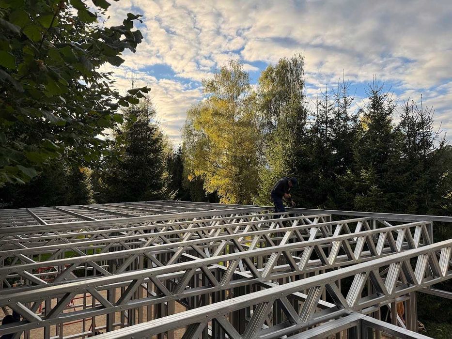 Grinzi si structuri metalice usoare