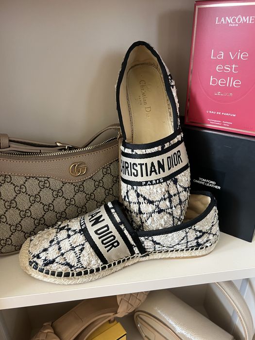 красиви еспадрили