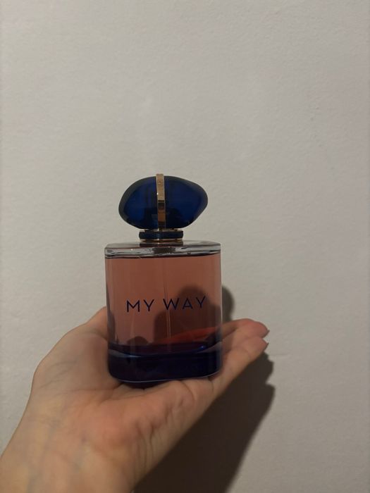 Apa de Parfum intensa