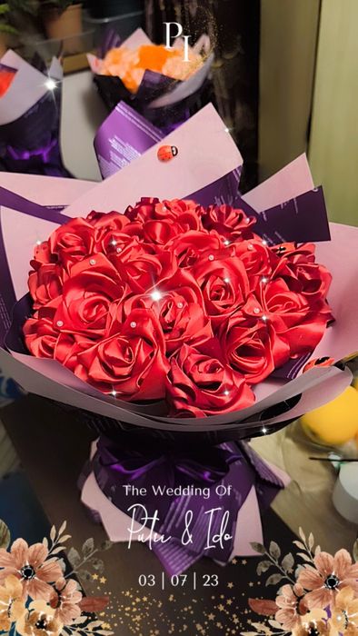 Vând Buchete de flori eterne de saten în Deva