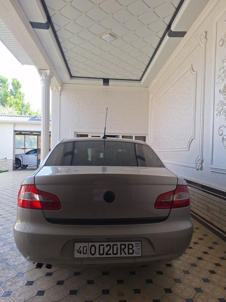 Skoda superb biznes klass.