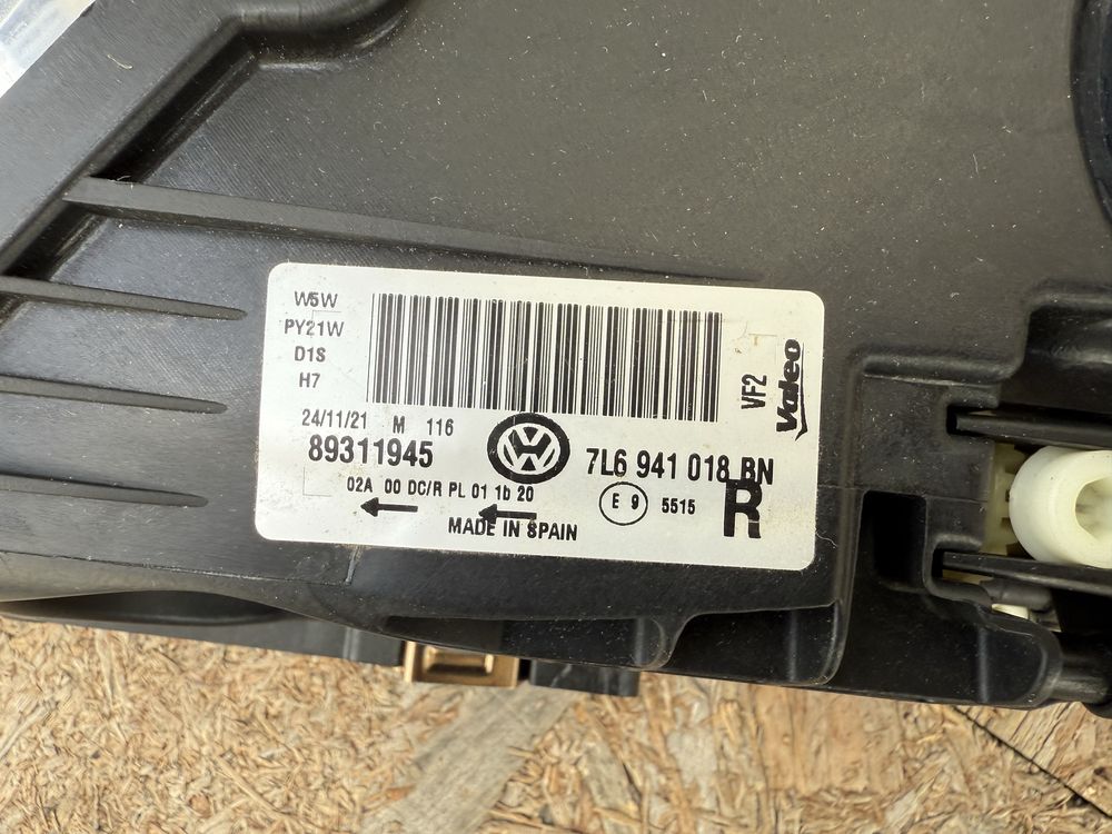 Far dreapta VW Touareg 7L Xenon 2003-2007 Original Europa