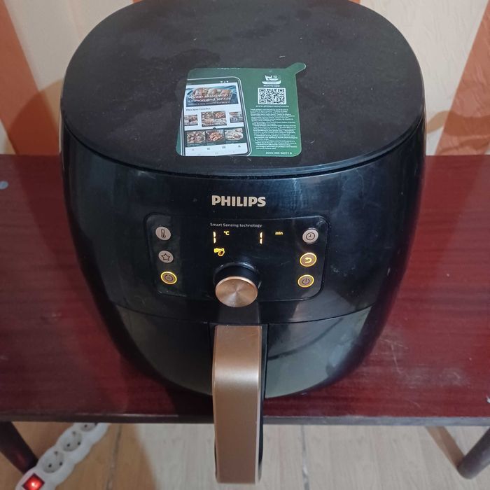 Philips airfryer HD9867