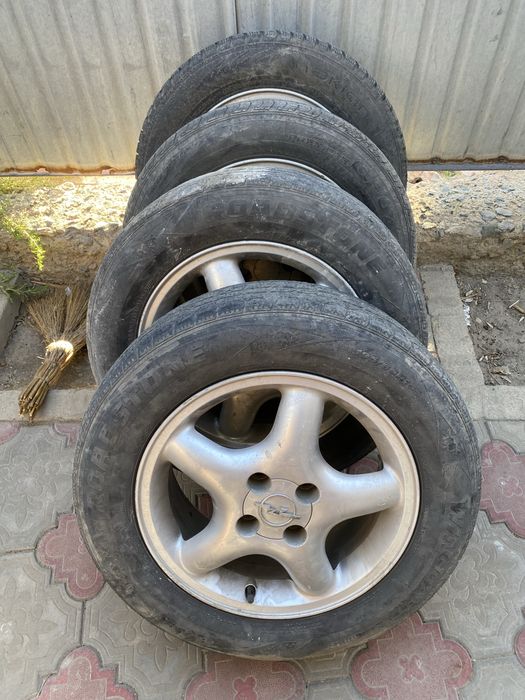 Продается покрышки, диски