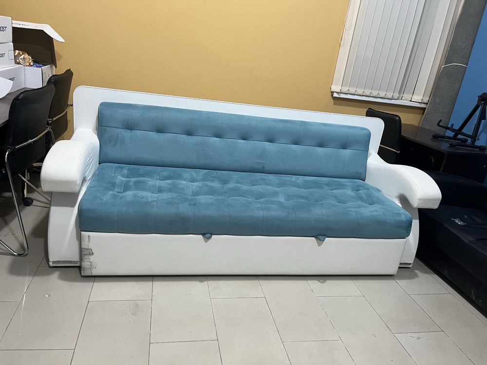 Продам диван в хорошем состоянии