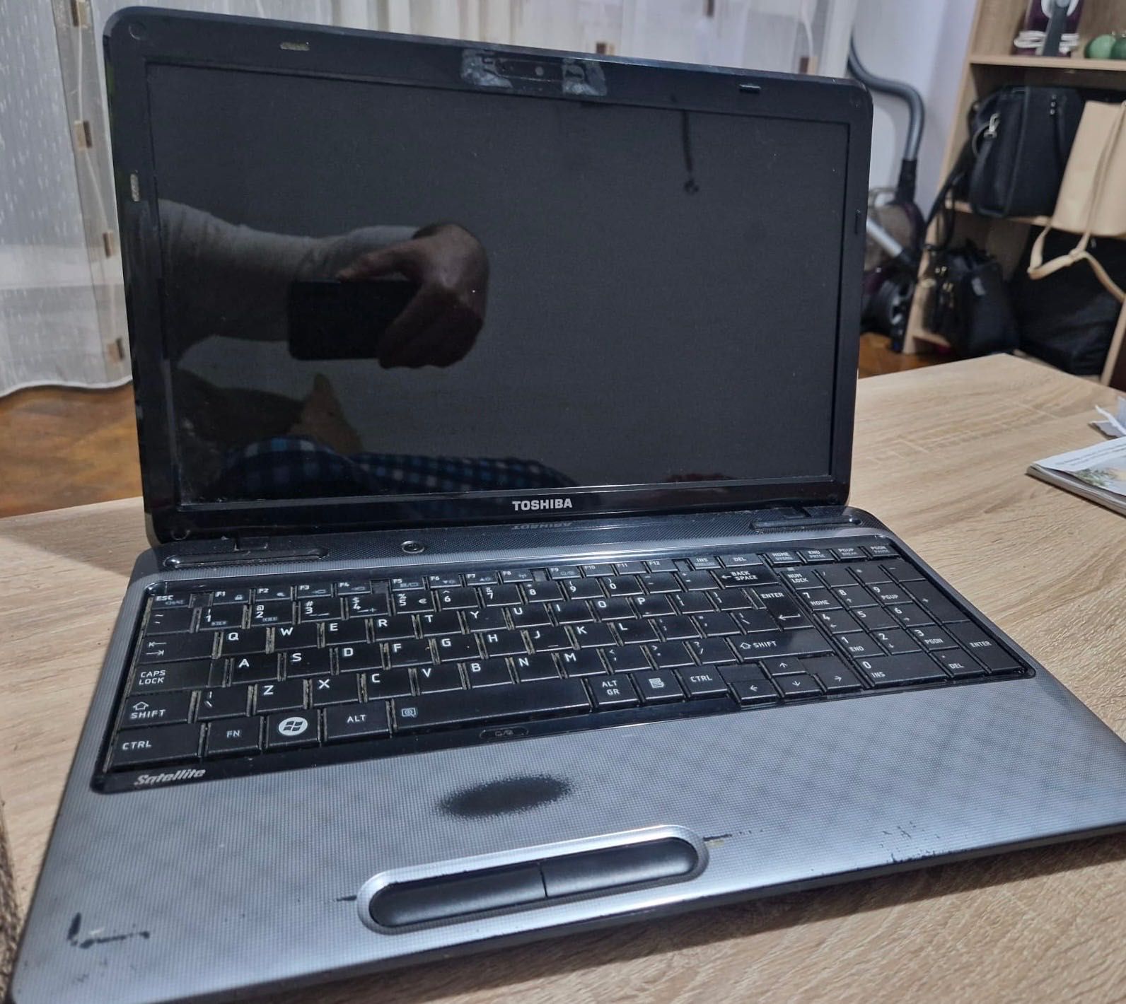 Laptop Toshiba Satellite L750