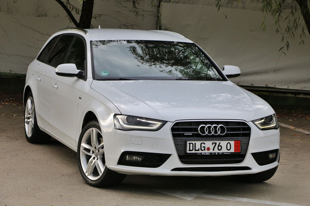 Audi a4/full asist/distronic/lane asist/side asist/zoll/quatro