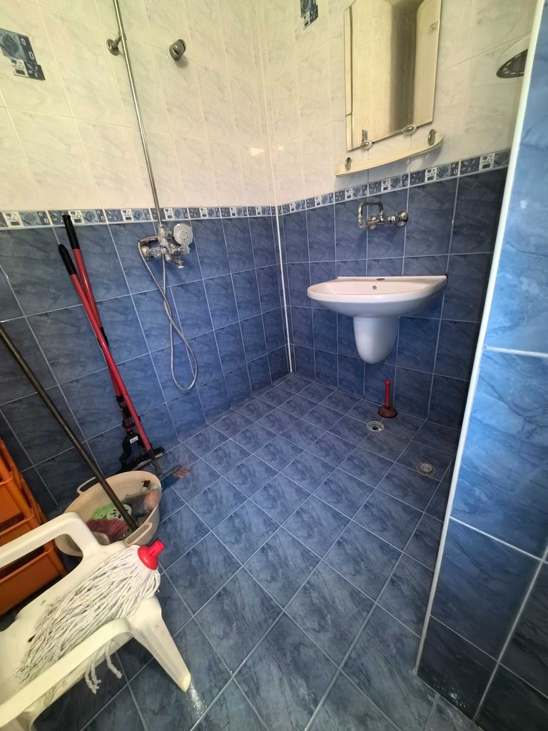 Продава се Тристаен апартамент в Ямбол, Център - 76 кв.м за 1158 €/кв.м - Снимка #8