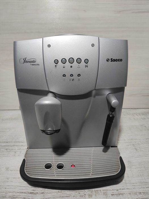 Кафеавтомат - робот Saeco Incanto Cappuccino
