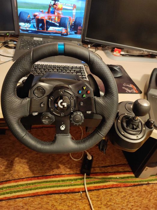 Logitech G923 волан + скоростен лост ! С ГАРАНЦИЯ XBox + PC симулатор