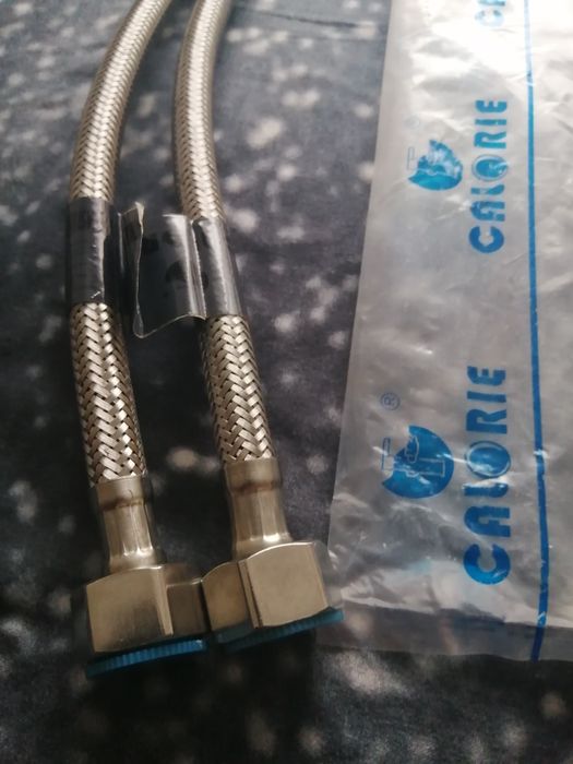 Шланги на смеситель новые