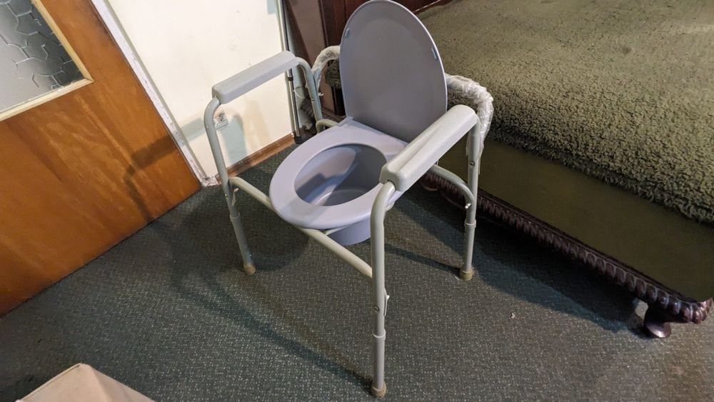 Scaun rotile pliabil