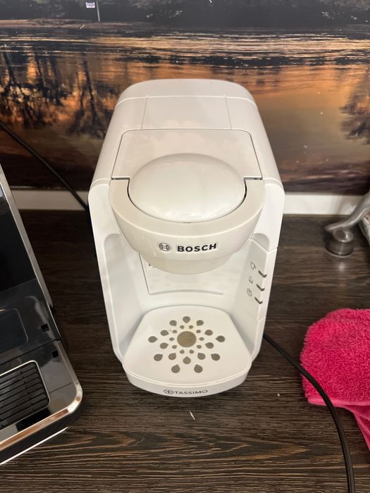 3 kafe maşini zaedno prodavamgi kremesso cafitely  boss