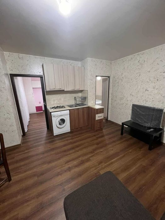 Дава се под наем Тристаен апартамент в София, Надежда 2 - 85 кв.м за 716 € - Снимка #4