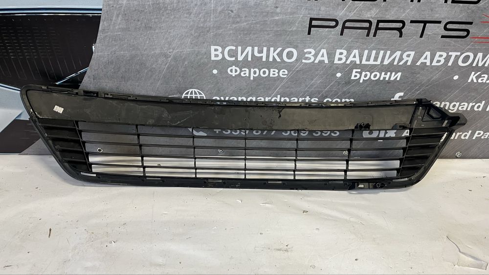 2 броя решетка Toyota Yaris 2011-2014