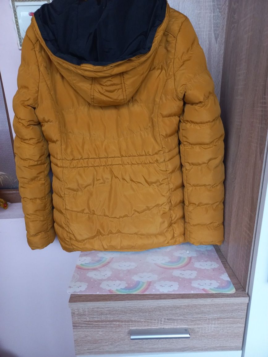 Vând geaca dama marimea l