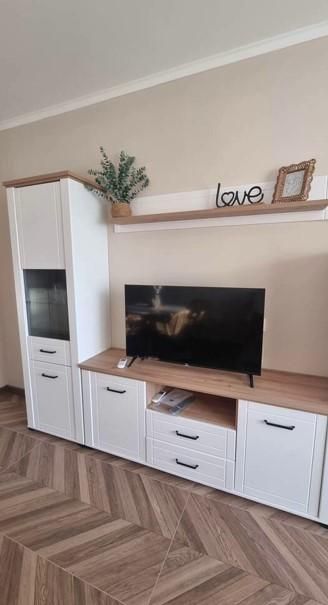 Дава се под наем Двустаен апартамент в Бургас, Сарафово - 75 кв.м за 714 € - Снимка #8