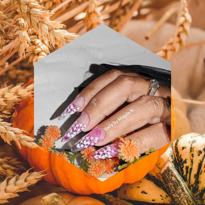 Unghii cu gel si semi