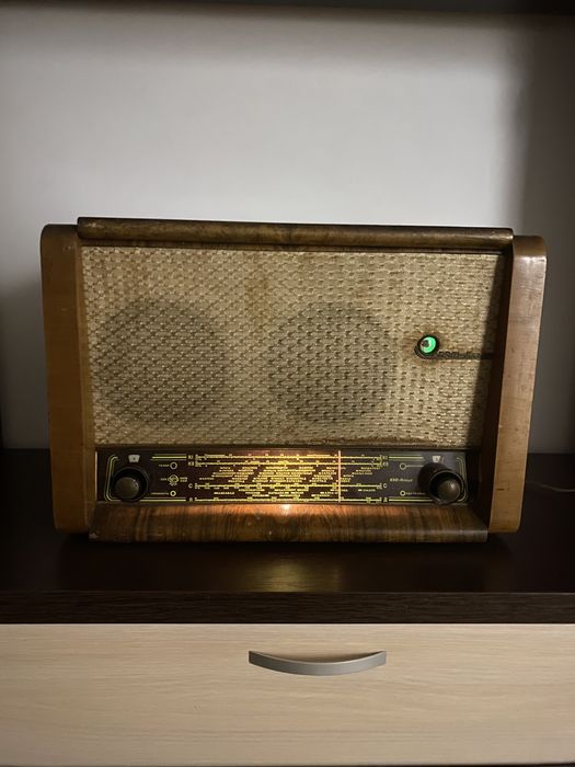 Vand schimb Radio 1951 lampi vechi Akkord