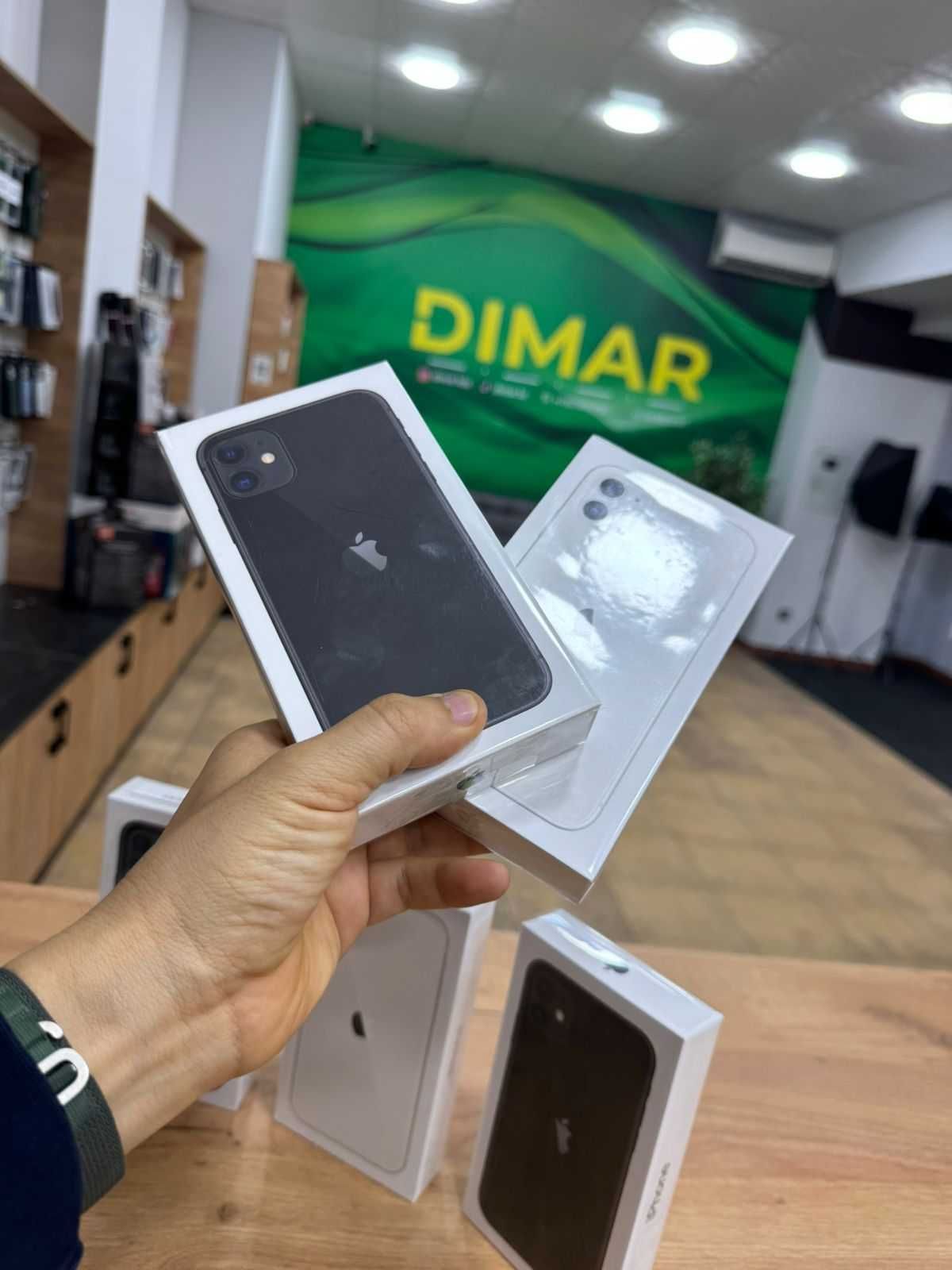 Смартфон Apple iPhone 11 64Gb White самая низкая цена на айфон 11 64гб