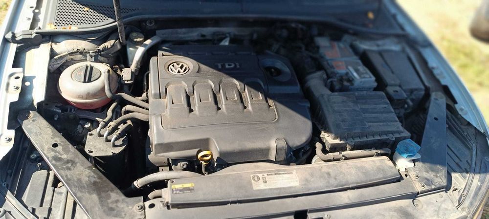 Dezmembrez VW Passat B8  1.6 tdi 2016