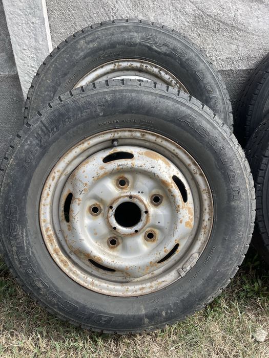 Roti, jante Ford transit 195 70 15C  5-6mm de vara