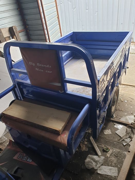 Электрический мотороллер муравей