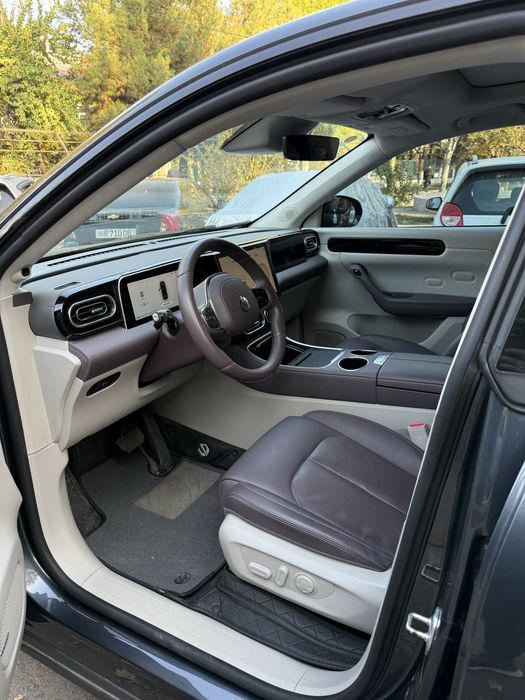 Leapmotor c11 gibrid