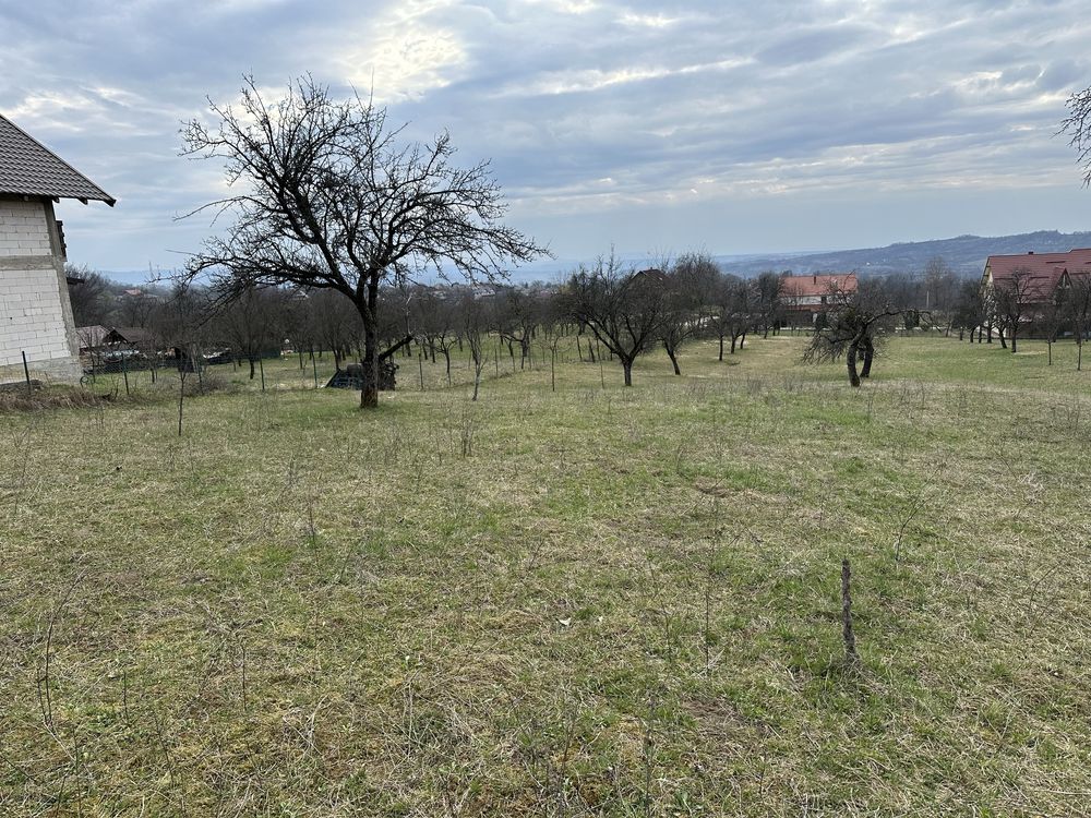 Vand 3420mp (34.2 ari), teren intravilan in localitatea Baia Sprie