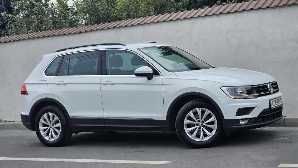 VW Tiguan HighLine 2.0TDI 150cp DSG 2018 Distronic LINE Keyless / TOP