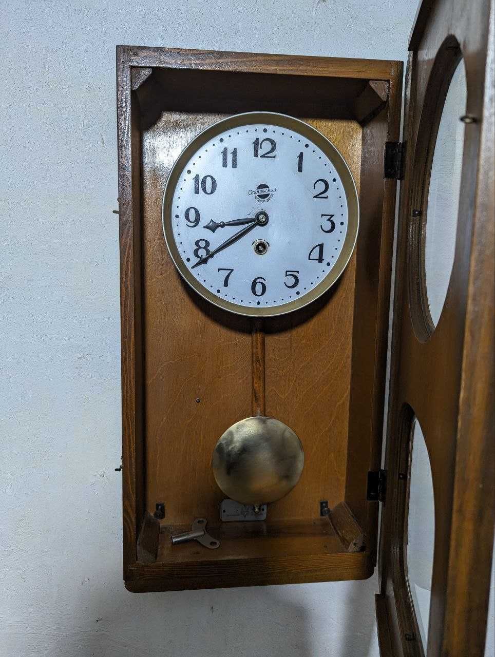 Продам настенные часы ОЧЗ 1956г.