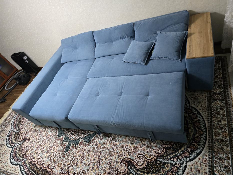 Продам Диван угловой